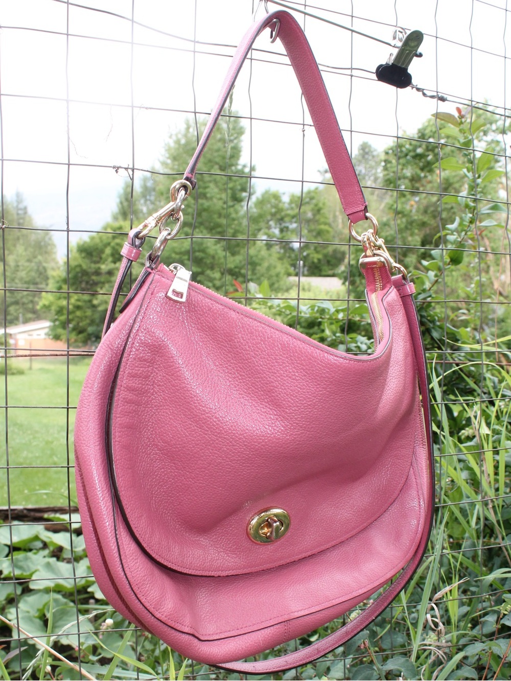 Coach 24771 Turnlock Hobo Bag